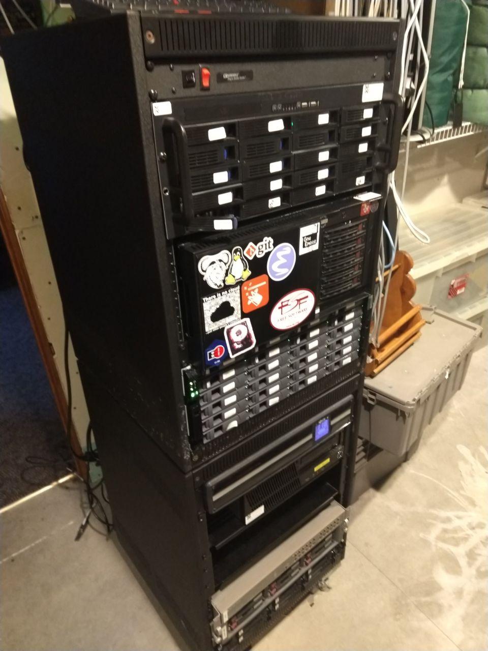 Server Rack